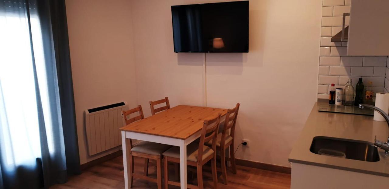 Apartamento Apartamento acogedor a 3 minutos de la playa Blanes Exterior foto
